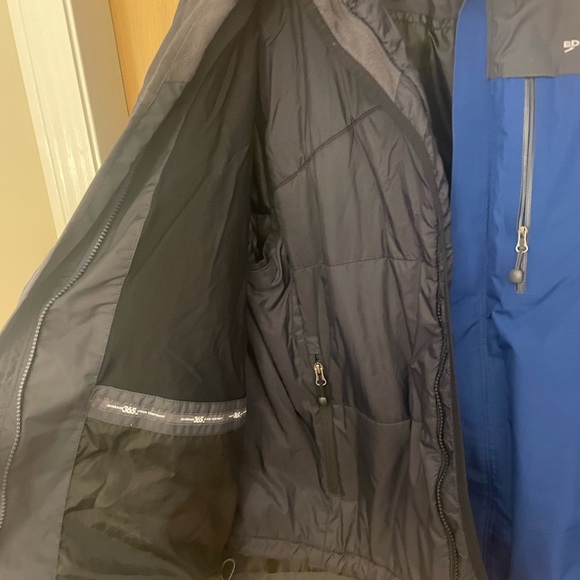 Mens eddie Bauer jacket - Picture 4 of 9